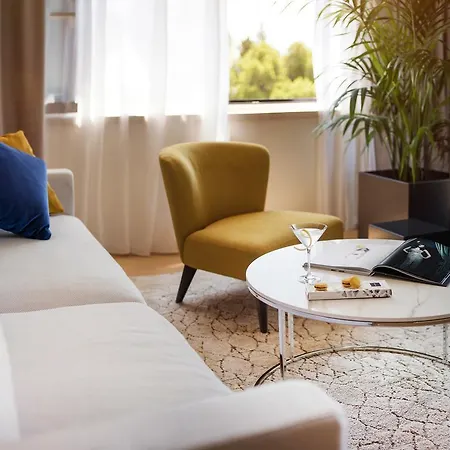 Excelsior Hotel